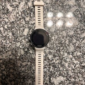 Garmin Ivory Smartwatch